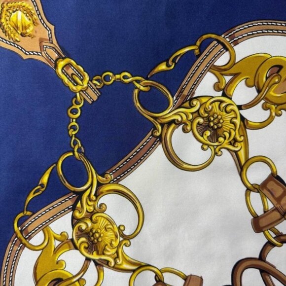 ✨Gorgeous Vintage Pierre Baccara Pure Silk Scarf - Picture 3 of 5